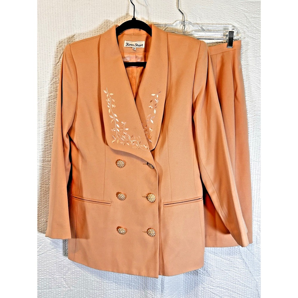 Karen Stuart Embossed Pastel Pink Granycore Church Skirt Suit Set 8 USA Office‎
